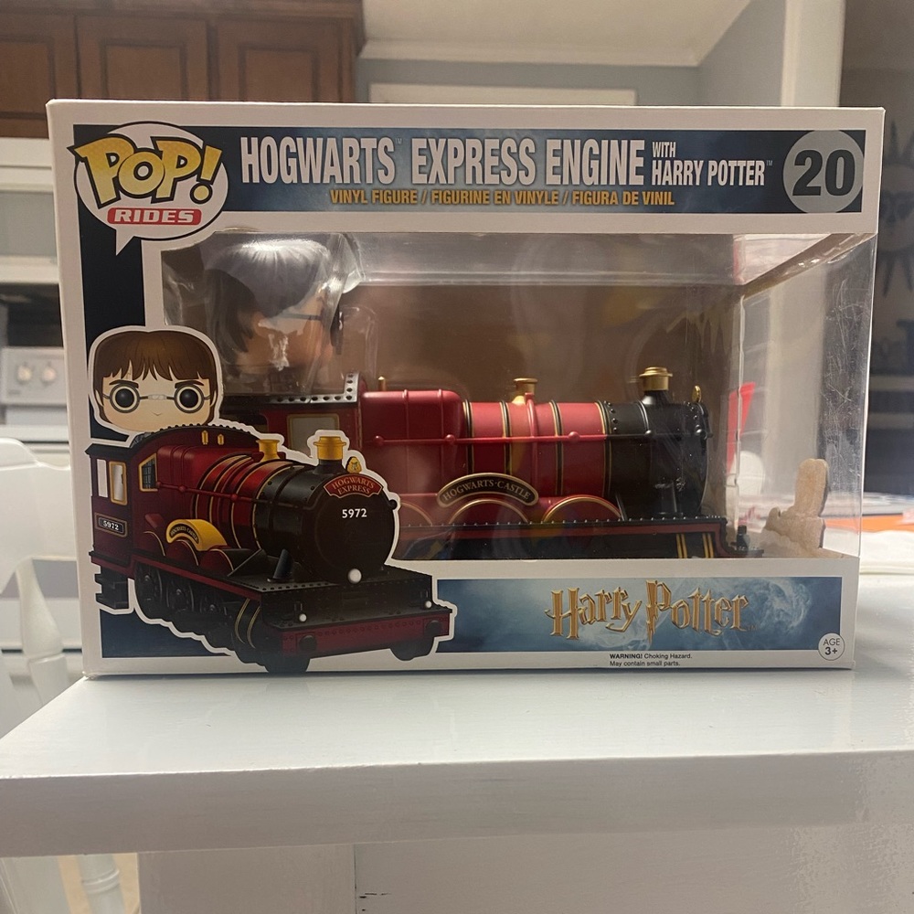 Harry Potter Hogwarts Train and Harry Potter POP